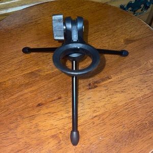 Desk top microphone stand